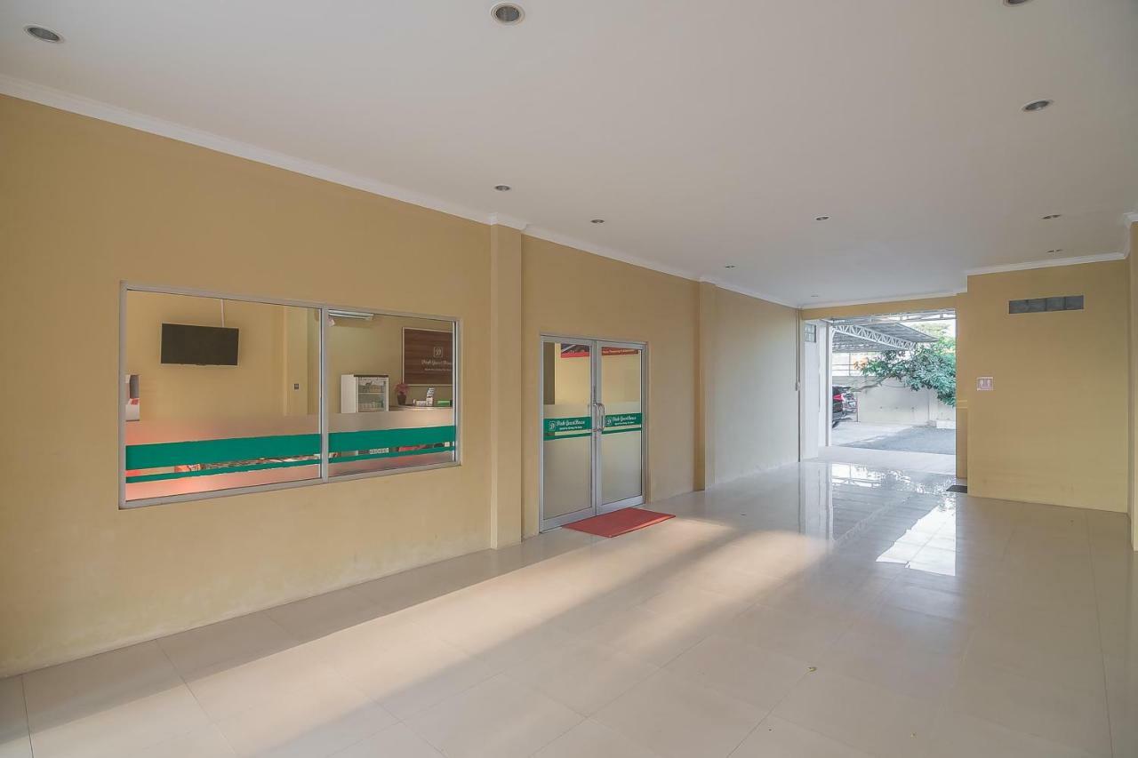 Reddoorz Plus Near Syamsudin Noor Airport 3 Banjarbaru Exterior foto